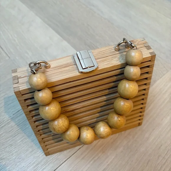 Wooden Beaded Handbag - Picture 12 of 13